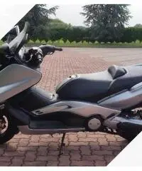 Yamaha T-max 500