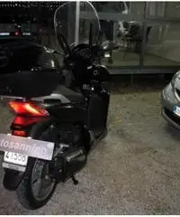 HONDA SH 300 i HONDA NEW SH 300 ABS LED
