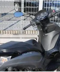 PIAGGIO Beverly 300 i.e. BEVERLY 300 IE SATINATO PIAGGIO Beverly 300 i.e. BEVERLY 300 IE SATINATO