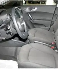 AUDI A1 SPB 1.0 TFSI ultra Design SENSORI POSTERIORI.