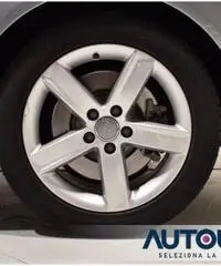 AUDI A6 AVANT 3.0 V6 TDI QUATTRO TIPTRONIC S-LINE AUT NAVI