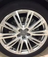 AUDI A8 L 4.2 V8 TDI F.AP. quattro tiptronic