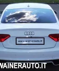 AUDI RS5 Coupé 4.2 V8 FSI quattro S tronic DRIVE SELECT