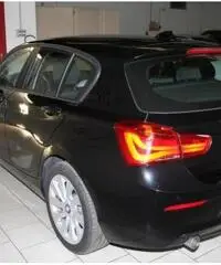BMW 118 d 5p. Adv. NAVI-XENO SENS PARK