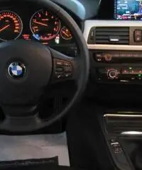 BMW 318d Xdrive - NAVIGATORE - BLUETOOTH - SENS.PARCH- PORTELLONE ELETTRICO