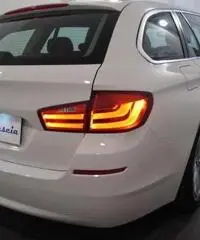 BMW 525d Xdrive TOURING Business- 4X4- UNICO-PROPR-NAVIG-BLUETOOTH- XENO-PORTELLONE ELETTR.