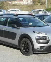 Citroen C4 Cactus BlueHDi 100 S&S Feel Citroen C4 Cactus BlueHDi 100 S&S Feel