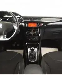 CITROEN DS3 1.4 HDi 70 So Chic NEOPATENTATI CITROEN DS3 1.4 HDi 70 So Chic NEOPATENTATI