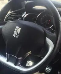 CITROEN DS3 1.6 vti So Chic 120 CV Unipropietario CITROEN DS3 1.6 vti So Chic 120 CV Unipropietario