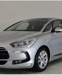 CITROEN DS5 2.0 HDi 160 aut. Business NAVI Tetto panoramico CITROEN DS5 2.0 HDi 160 aut. Business NAVI Tetto panoramico
