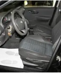 FIAT Punto 1.2 5 P. CLIMA. GARANZIA 12 MESI.