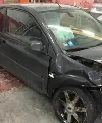 Ford Fiesta 1.2 16V 3p. Ghia Ford Fiesta 1.2 16V 3p. Ghia