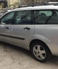 FORD Focus 1.8 TDDi cat SW Ghia FORD Focus 1.8 TDDi cat SW Ghia