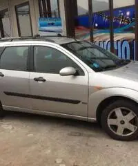 FORD Focus 1.8 TDDi cat SW Ghia FORD Focus 1.8 TDDi cat SW Ghia