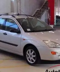 FORD FOCUS SW 1.6 16V TREND 100 CV FORD FOCUS SW 1.6 16V TREND 100 CV