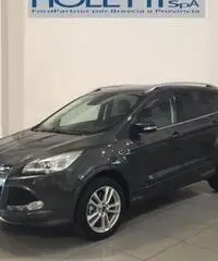 FORD Kuga 2.0 TDCI 150 CV Start&Stop Powershift 4WD Tita FORD Kuga 2.0 TDCI 150 CV Start&Stop Powershift 4WD Tita