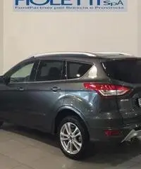 FORD Kuga 2.0 TDCI 150 CV Start&Stop Powershift 4WD Tita FORD Kuga 2.0 TDCI 150 CV Start&Stop Powershift 4WD Tita