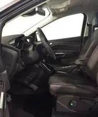 FORD Kuga 2.0 TDCI 150 CV Start&Stop Powershift 4WD Tita FORD Kuga 2.0 TDCI 150 CV Start&Stop Powershift 4WD Tita