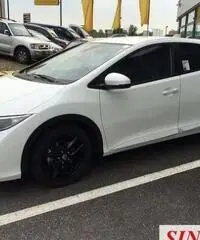 HONDA Civic 1.6 i-DTEC Sport Navi KM ZERO HONDA Civic 1.6 i-DTEC Sport Navi KM ZERO