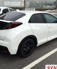HONDA Civic 1.6 i-DTEC Sport Navi KM ZERO HONDA Civic 1.6 i-DTEC Sport Navi KM ZERO