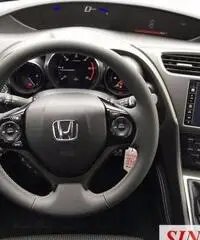 HONDA Civic 1.6 i-DTEC Sport Navi KM ZERO HONDA Civic 1.6 i-DTEC Sport Navi KM ZERO