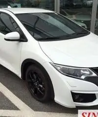 HONDA Civic 1.6 i-DTEC Sport Navi KM ZERO HONDA Civic 1.6 i-DTEC Sport Navi KM ZERO