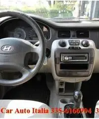 HYUNDAI Trajet 2.0 CRDi TD 16V Dynamic 7 POSTI CLIMA RADIO CD/Mp3