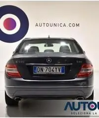 MERCEDES-BENZ C 320 CDI ELEGANCE BERLINA AUT CRUISE XENON CERCHI 17'