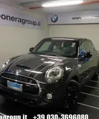 MINI Cooper S 2.0 Hype 5 porte MINI Cooper S 2.0 Hype 5 porte