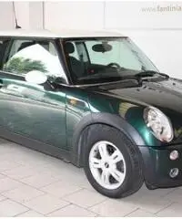 MINI One  1.6 16V deluxe GARANZIA 12 MESI MINI One  1.6 16V deluxe GARANZIA 12 MESI