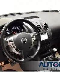 NISSAN Qashqai 1.6 DCI DPF 360° PELLE NAVI TETTO CERCHI 18' CRUIS