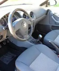 SEAT Ibiza 1.2 12V 70CV 5p. con GPL