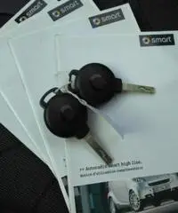 SMART ForTwo 1000 52 kW MHD coupé 'bianca' lim