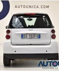 SMART ForTwo 1000 MHD COUPE' PASSION AUT TETTO SOLO 90.000 KM