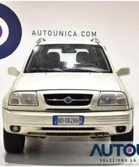 SUZUKI Grand Vitara 2.0I 16V S.W. GPL 4X4 CERCHI 16' RADIO