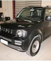 SUZUKI Jimny 1.3i 4WD GARANZIA/24MESI COMPRESA. SUZUKI Jimny 1.3i 4WD GARANZIA/24MESI COMPRESA.