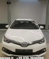 TOYOTA Auris Touring Sports 1.8 Hybrid Active TSS MY16