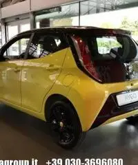 TOYOTA Aygo 1.0 VVT-i 69 CV 5 porte MT x-cite - OMAGGIO NAVI