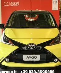 TOYOTA Aygo 1.0 VVT-i 69 CV 5 porte MT x-cite - OMAGGIO NAVI