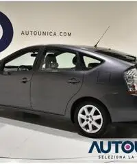TOYOTA Prius 1.5I HYBRID AUT NEOPATENT NAVI SENS CRUISE TELECAM TOYOTA Prius 1.5I HYBRID AUT NEOPATENT NAVI SENS CRUISE TELECAM
