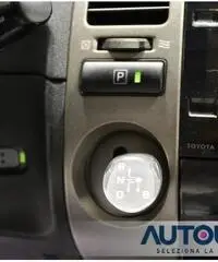 TOYOTA Prius 1.5I HYBRID AUT NEOPATENT NAVI SENS CRUISE TELECAM TOYOTA Prius 1.5I HYBRID AUT NEOPATENT NAVI SENS CRUISE TELECAM