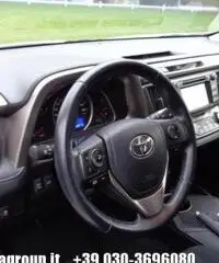 TOYOTA RAV 4 RAV4 2.2 D-CAT A/T 4WD Style