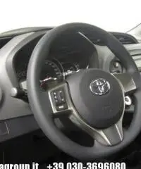 TOYOTA Yaris 1.0 5 porte Cool MY16