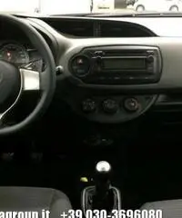 TOYOTA Yaris 1.0 5 porte Cool MY16