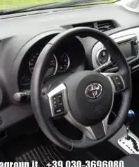 TOYOTA Yaris 1.5 Hybrid 5 porte Lounge