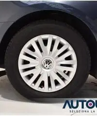 VOLKSWAGEN Golf 2.0 TDI 5 PORTE TRENDLINE SENSORI CLIMA BI-ZONA