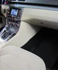 Volkswagen Passat Variant 2.0 TDI DSG BMT-NAVIG+BLUETOOTH-SENS.PARCH-CRUISE-FULL