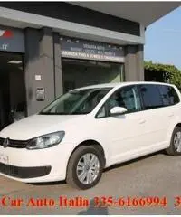 VOLKSWAGEN Touran 2.0 TDI 140CV DSG Highline AUTOMATICA NAVI 5 POSTI VOLKSWAGEN Touran 2.0 TDI 140CV DSG Highline AUTOMATICA NAVI 5 POSTI