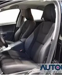 VOLVO S60 D3 GEARTRONIC MOMENTUM AUT NAVI PELLE SENS LED
