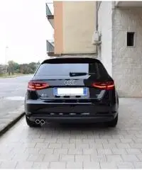 AUDI A3 SPB 2.0 TDI Ambition BI-XENON VETRI OSCURATI AUDI A3 SPB 2.0 TDI Ambition BI-XENON VETRI OSCURATI